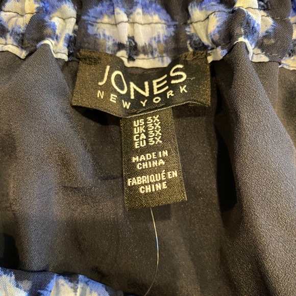 (Size 2X, 3X) NWT Jones New York Blue Multi Top - Picture 8 of 13